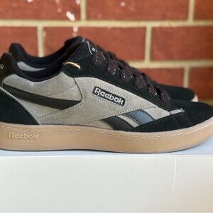 Reebok Black Grey Gum Bottom Size 9.5 Mens New Sneakers Retro Shoes